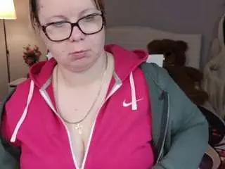 Bonnnyboobsy  live sex cam