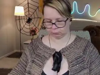 Bonnnyboobsy  live sex cam