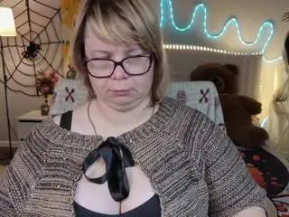 Bonnnyboobsy  live sex cam