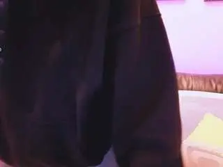 Lilythompsonx  live sex cam