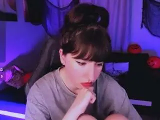Lilythompsonx  live sex cam