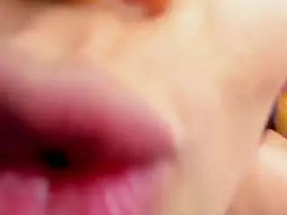Amedeeabanks  live sex cam