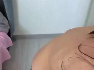 Hannahcova  live sex cam