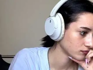 Josphinebaney  live sex cam