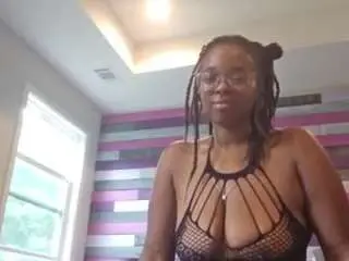 Kourtneyk2026  live sex cam