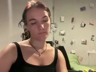 Rosettahackborn  live sex cam