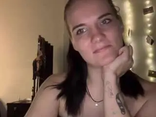 Rosettahackborn  live sex cam