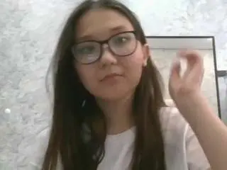 Alinesiad  live sex cam