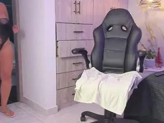 Aria-kitty19  live sex cam