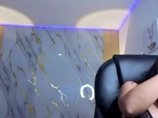 Aria-kitty19  live sex cam