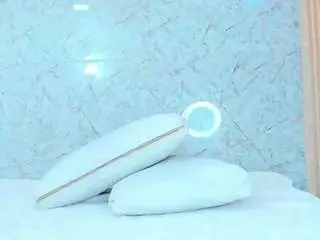 Linda-cooper  live sex cam