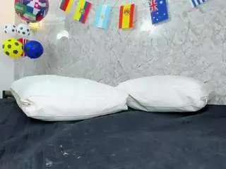 Linda-cooper  live sex cam
