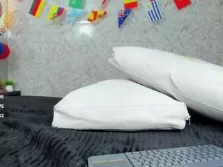 Linda-cooper  live sex cam