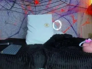 Linda-cooper  live sex cam