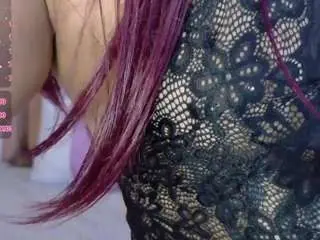 Valkiria-moore  live sex cam