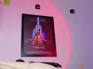 Valkiria-moore  live sex cam