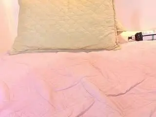 Valkiria-moore  live sex cam