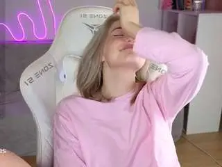 Yourl1ttleangel  live sex cam