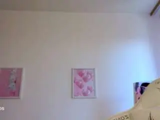 Yourl1ttleangel  live sex cam