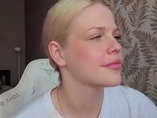 Yourl1ttleangel  live sex cam
