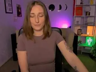 Niki-miki  live sex cam
