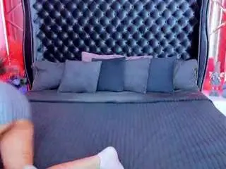 Rebeccadiamond18  live sex cam