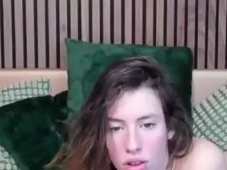 Sunnybrighton  live sex cam