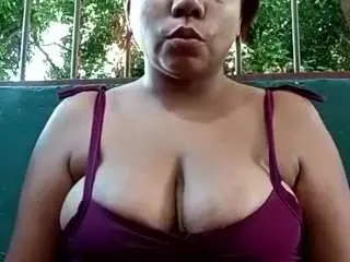 Alejandra1  live sex cam
