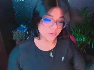 Ashleey18  live sex cam