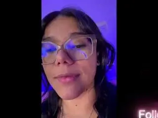 Ashleey18  live sex cam