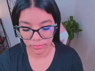 Ashleey18  live sex cam