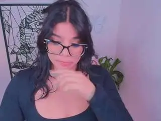 Ashleey18  live sex cam