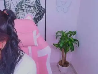 Ashleey18  live sex cam