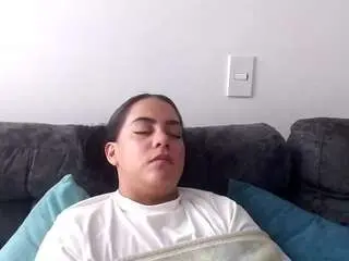 Eva-candyy  live sex cam