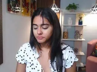 Lucy-greey  live sex cam
