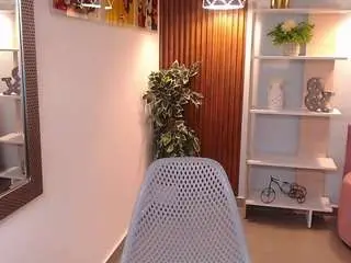 Lucy-greey  live sex cam