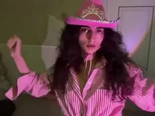 Tamathafessenden  live sex cam