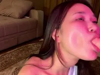 Veryhotasiangirl  live sex cam