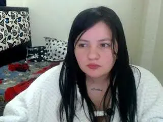 Jullymessyy  live sex cam