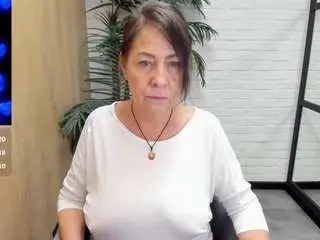 Lindapassionate  live sex cam