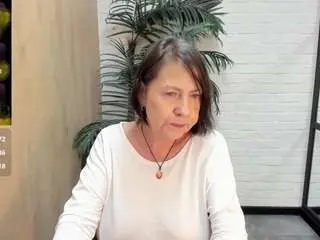 Lindapassionate  live sex cam
