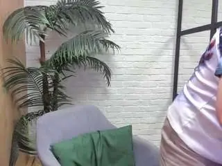 Lindapassionate  live sex cam
