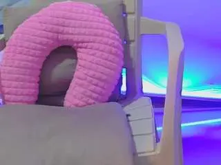 Rubi-multisquirt  live sex cam