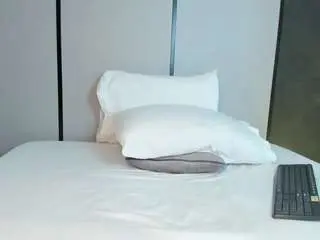 Sophia-solerr  live sex cam