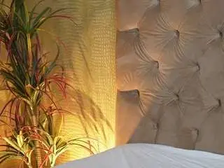Tiffanytrinity  live sex cam