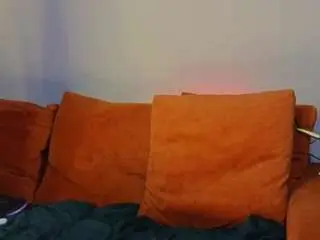 Esmesnowkitty  live sex cam