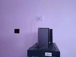 Gaby-leonnn  live sex cam