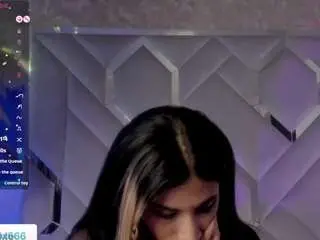 Saraa-fox  live sex cam