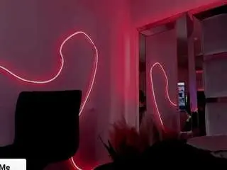 Saraa-fox  live sex cam