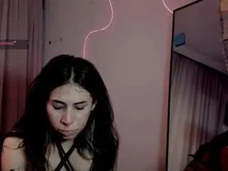 Saraa-fox  live sex cam